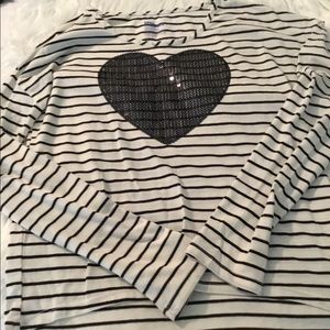 Epic threads LS shirt with heart XL